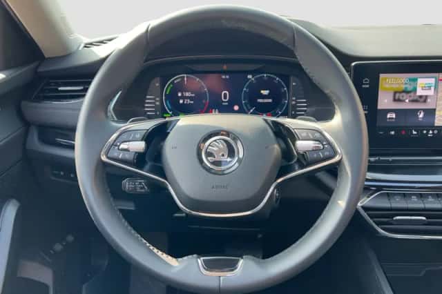 Škoda Octavia (2020) thumbnail 13