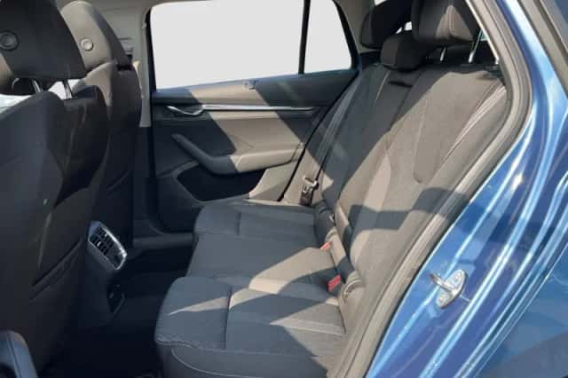 Škoda Octavia (2020) thumbnail 16