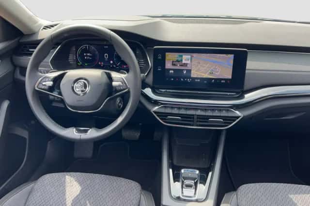 Škoda Octavia (2020) thumbnail 17