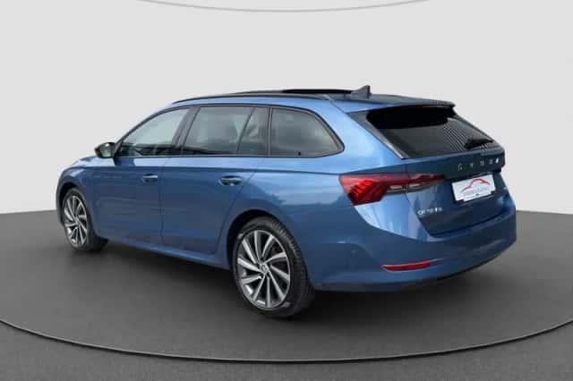 Škoda Octavia (2020) thumbnail 8
