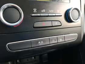 Renault Mégane (2019) thumbnail 16