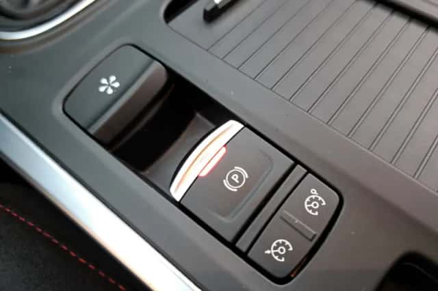 Renault Mégane (2019) thumbnail 17