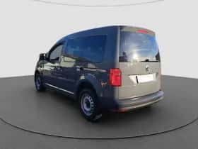 Volkswagen Caddy (2016) thumbnail 4