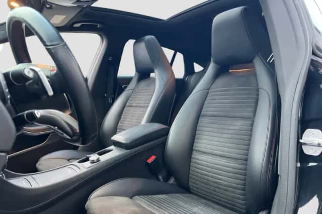 Mercedes-Benz CLA-Klasse (2018) thumbnail 2