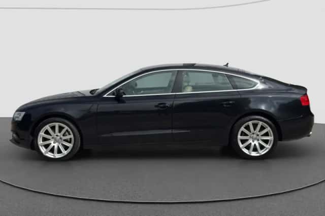 Audi A5 (2013) thumbnail 9