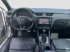 Škoda Octavia (2016) thumbnail 2