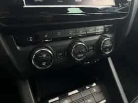 Škoda Octavia (2016) thumbnail 20