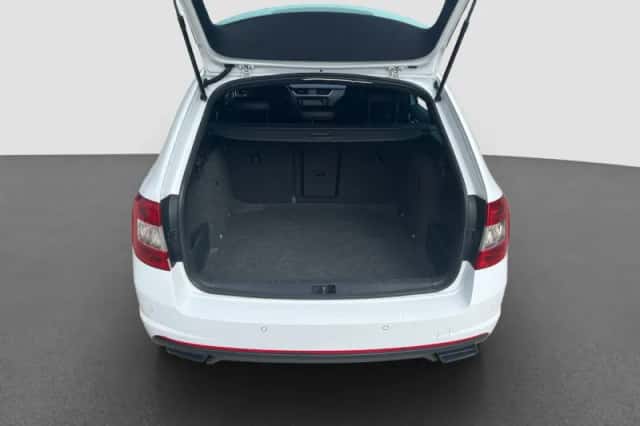 Škoda Octavia (2016) thumbnail 24