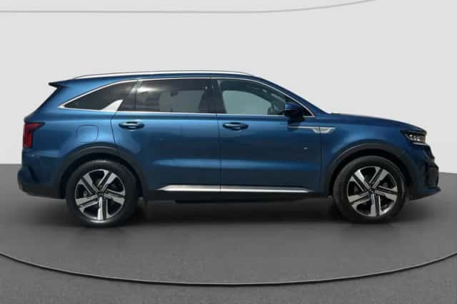 Kia Sorento (2020) thumbnail 2