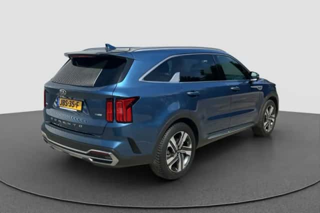 Kia Sorento (2020) thumbnail 3