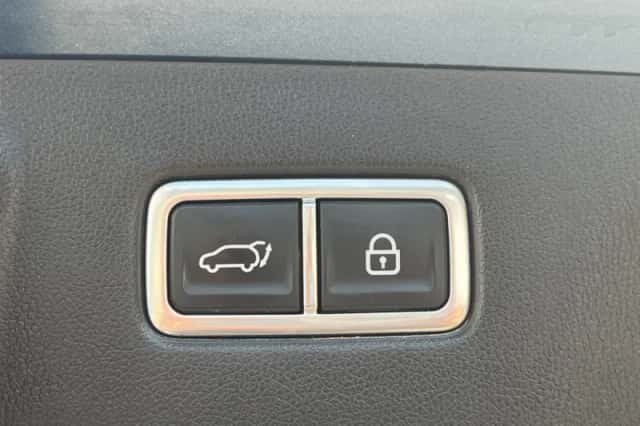 Kia Sorento (2020) thumbnail 25