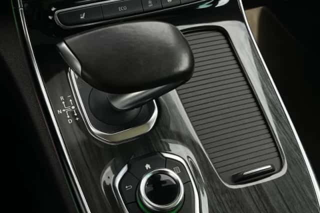 Renault Espace (2015) thumbnail 17