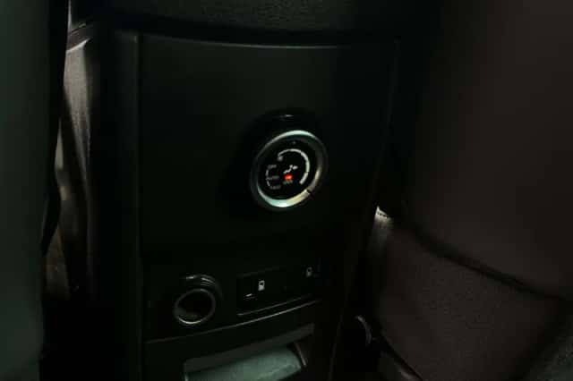 Renault Espace (2015) thumbnail 24