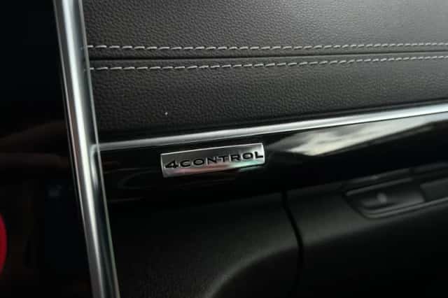 Renault Espace (2015) thumbnail 28