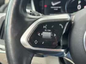 Jaguar I-Pace (2018) thumbnail 15