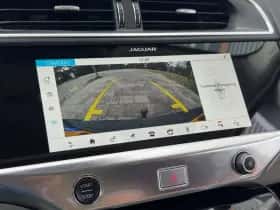 Jaguar I-Pace (2018) thumbnail 17