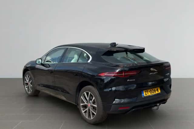 Jaguar I-Pace (2018) thumbnail 8