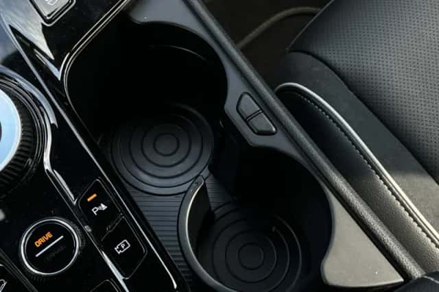 Kia Sportage (2022) thumbnail 25
