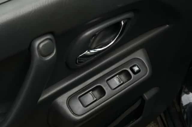 Suzuki Jimny (2012) thumbnail 14
