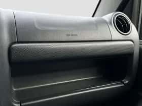 Suzuki Jimny (2012) thumbnail 20