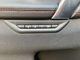 Land Rover Discovery Sport (2020) thumbnail 4