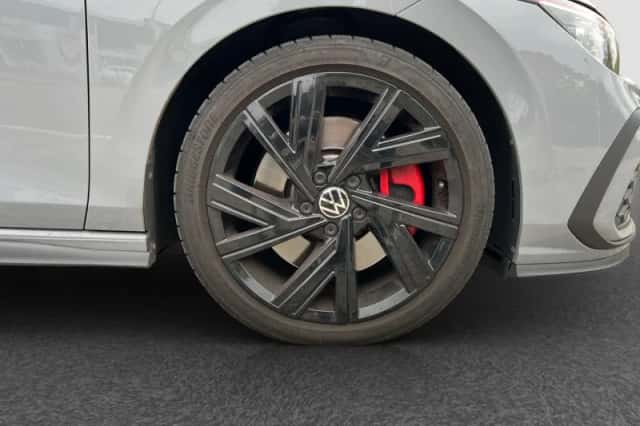 Volkswagen Golf (2020) thumbnail 23
