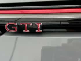 Volkswagen Golf (2020) thumbnail 6