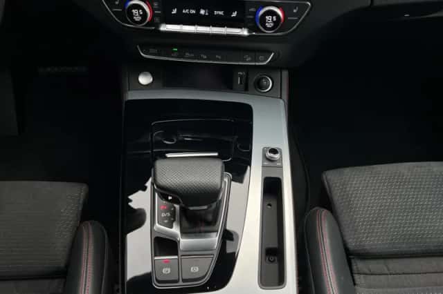 Audi Q5 (2022) thumbnail 19
