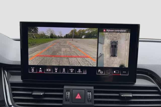 Audi Q5 (2022) thumbnail 4