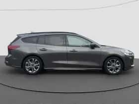 Ford Focus thumbnail 2