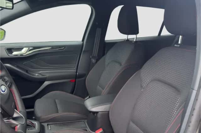 Ford Focus (2024) thumbnail 12