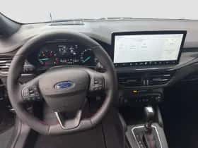 Ford Focus thumbnail 16