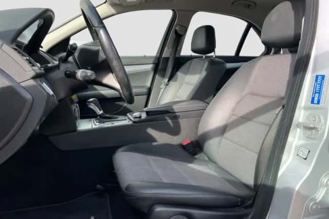 Mercedes-Benz C-Klasse (2010) thumbnail 18