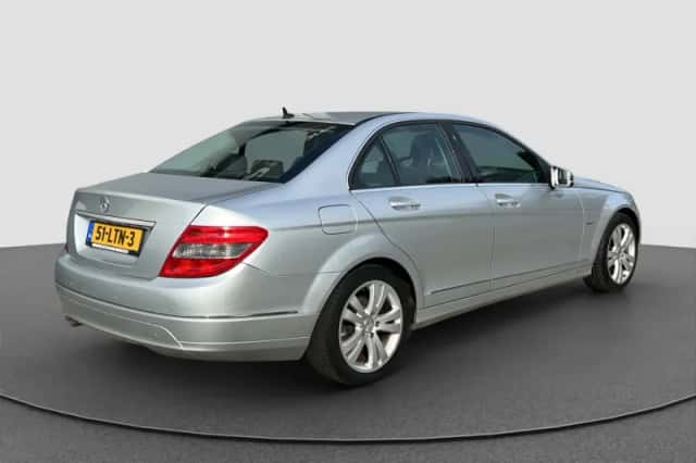 Mercedes-Benz C-Klasse (2010) thumbnail 4