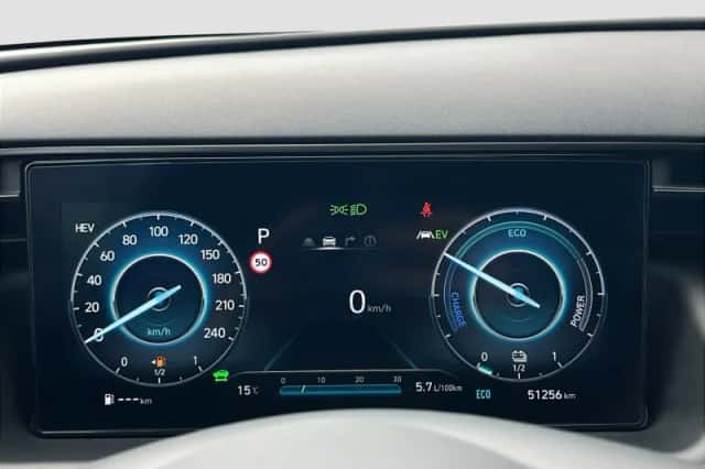 Hyundai Tucson (2021) thumbnail 15