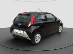 Toyota Aygo (2018) thumbnail 3