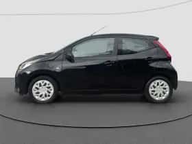 Toyota Aygo (2018) thumbnail 7