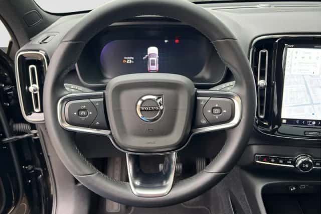 Volvo XC40 (2022) thumbnail 14