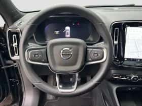 Volvo XC40 (2022) thumbnail 14