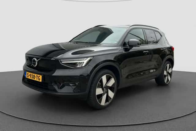 Volvo XC40 (2022) thumbnail 10