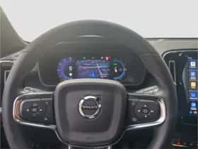 Volvo XC40 (2021) thumbnail 13