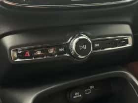 Volvo XC40 (2021) thumbnail 18