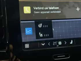 Volvo XC40 (2021) thumbnail 4
