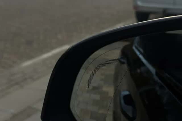Volvo XC40 (2021) thumbnail 5