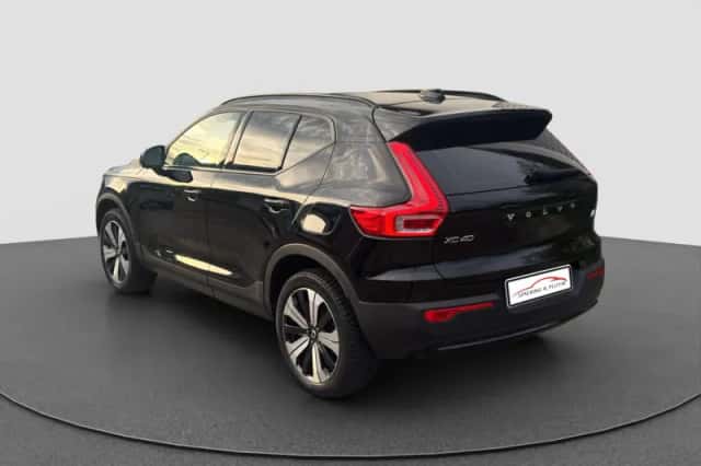 Volvo XC40 (2021) thumbnail 9