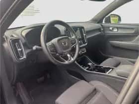 Volvo XC40 (2021) thumbnail 10