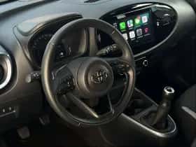 Toyota Aygo X (2022) thumbnail 2