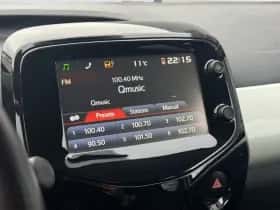 Toyota Aygo (2017) thumbnail 16