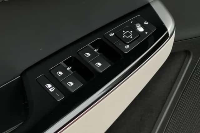 Kia EV6 (2021) thumbnail 16