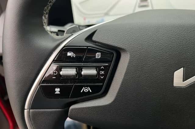 Kia EV6 (2021) thumbnail 24
